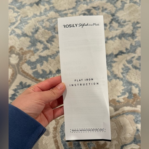 ROSILY Nano Titanium Flat Iron New in Box - Picture 5 of 6